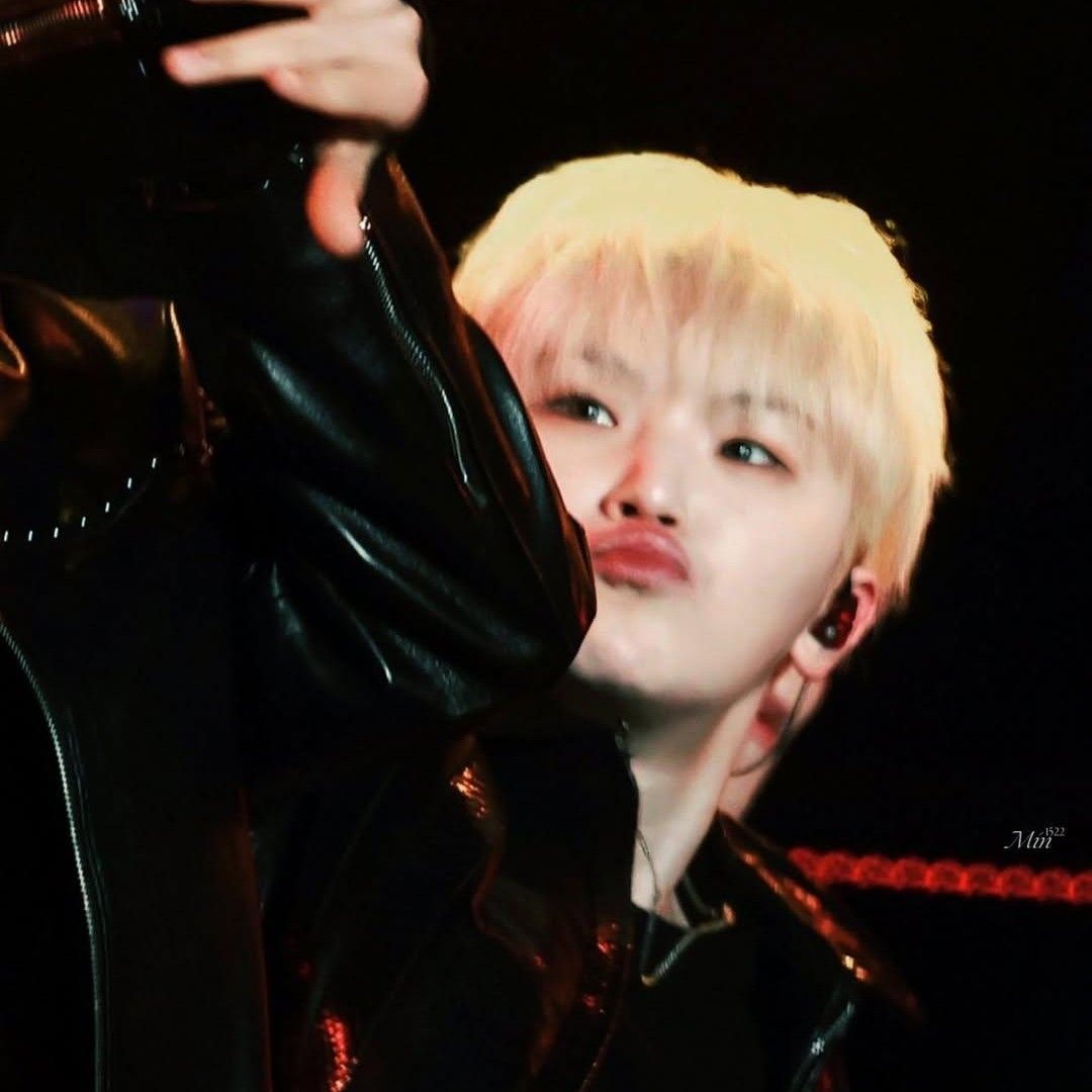 A moment captured by SEVENTEEN's fan