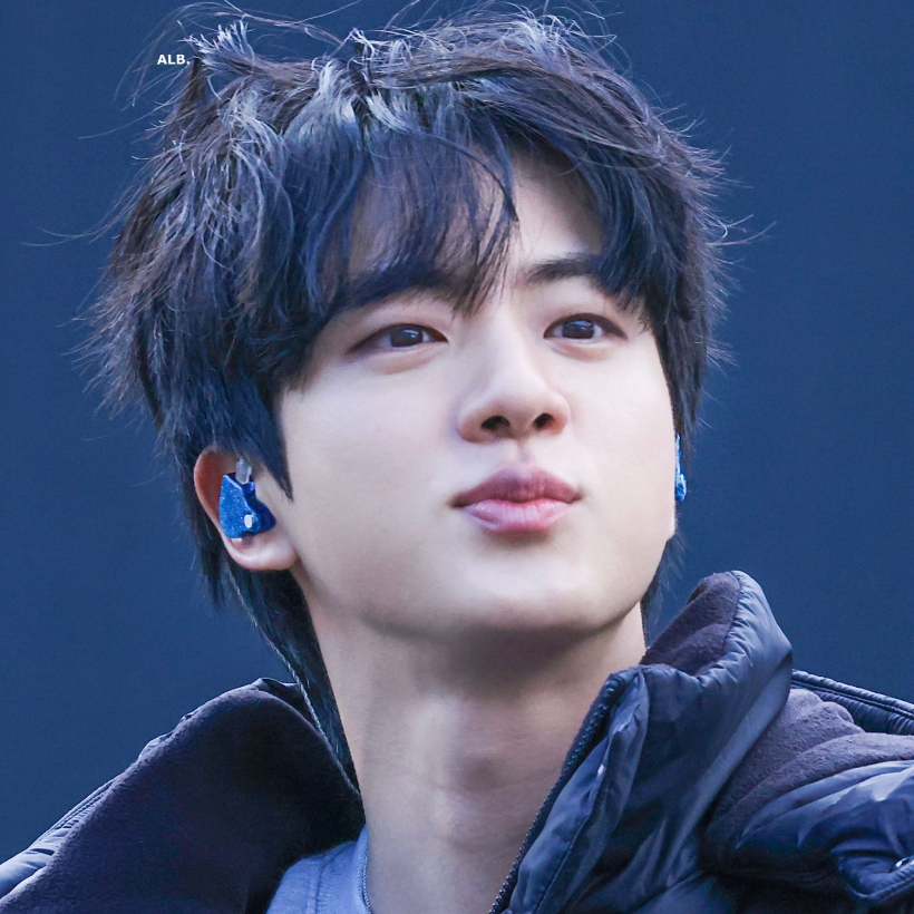 Foto terbaru Jin (BTS)