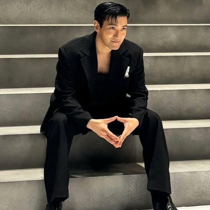Latest photo of Siwon (Super Junior)