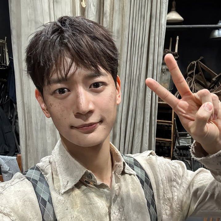 Recent activity shot of Minho (SHINee)