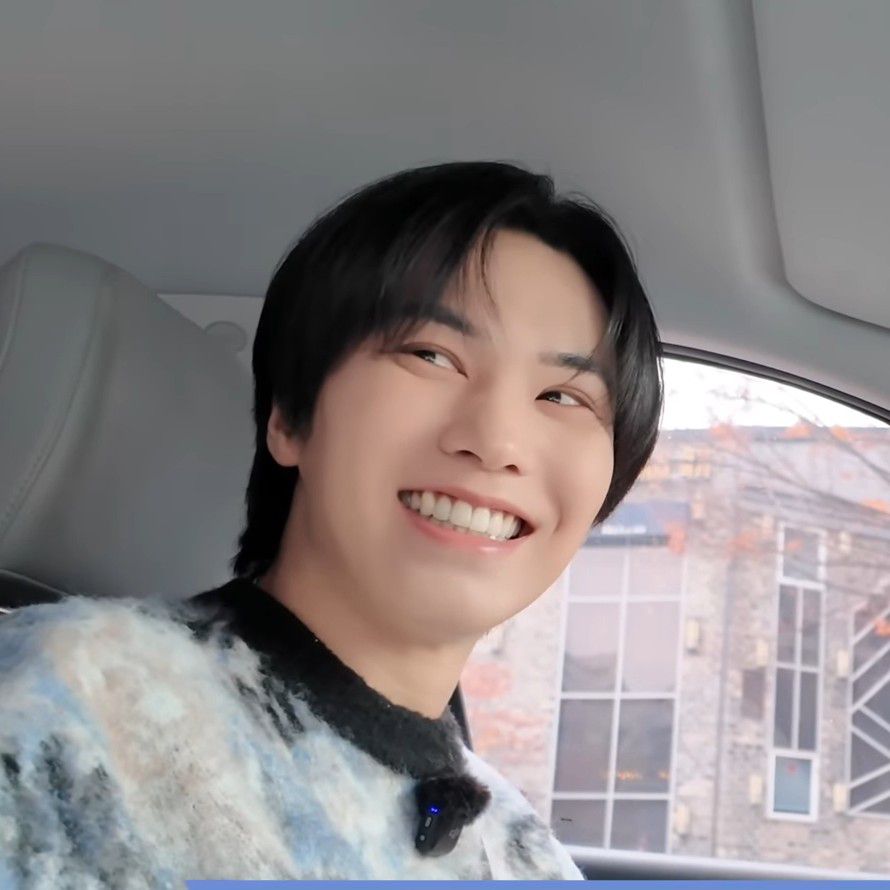 A moment captured by Rocky's fan