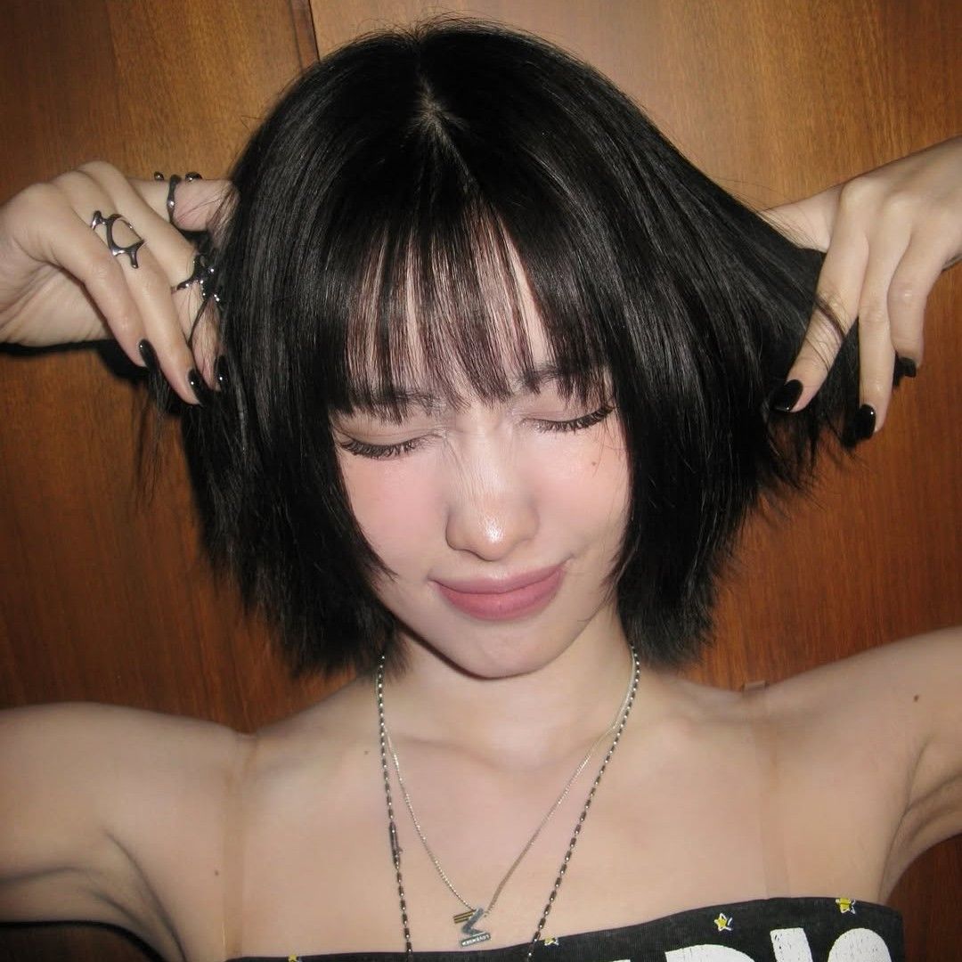 Recent activity shot of Momo (TWICE)