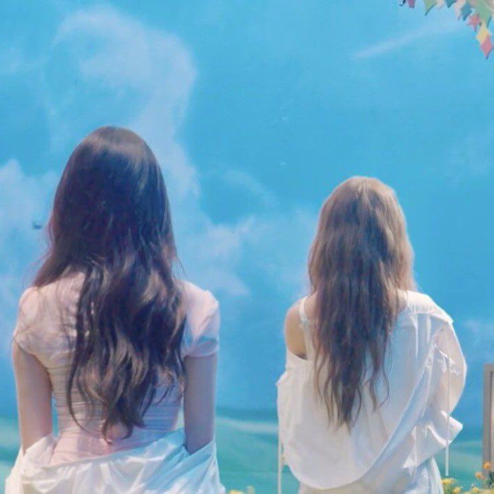 A moment captured by Jang Wonyoung (IVE)'s fan