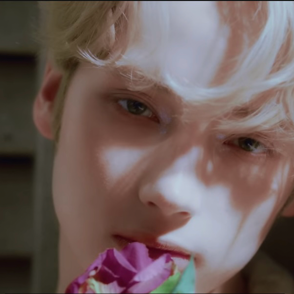 Behind-the-scenes cut of HueningKai (TOMORROW X TOGETHER)