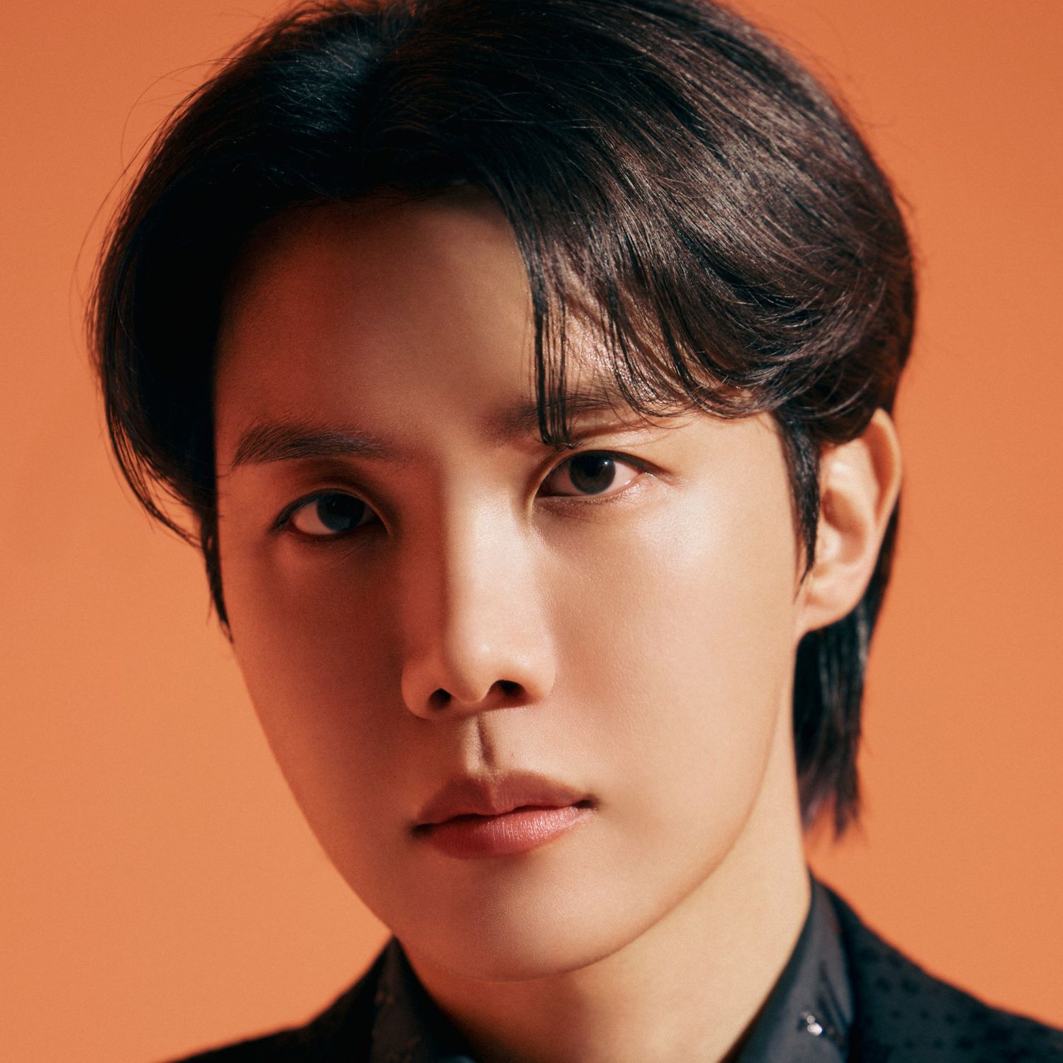 J-hope (防彈少年團)的最新照片