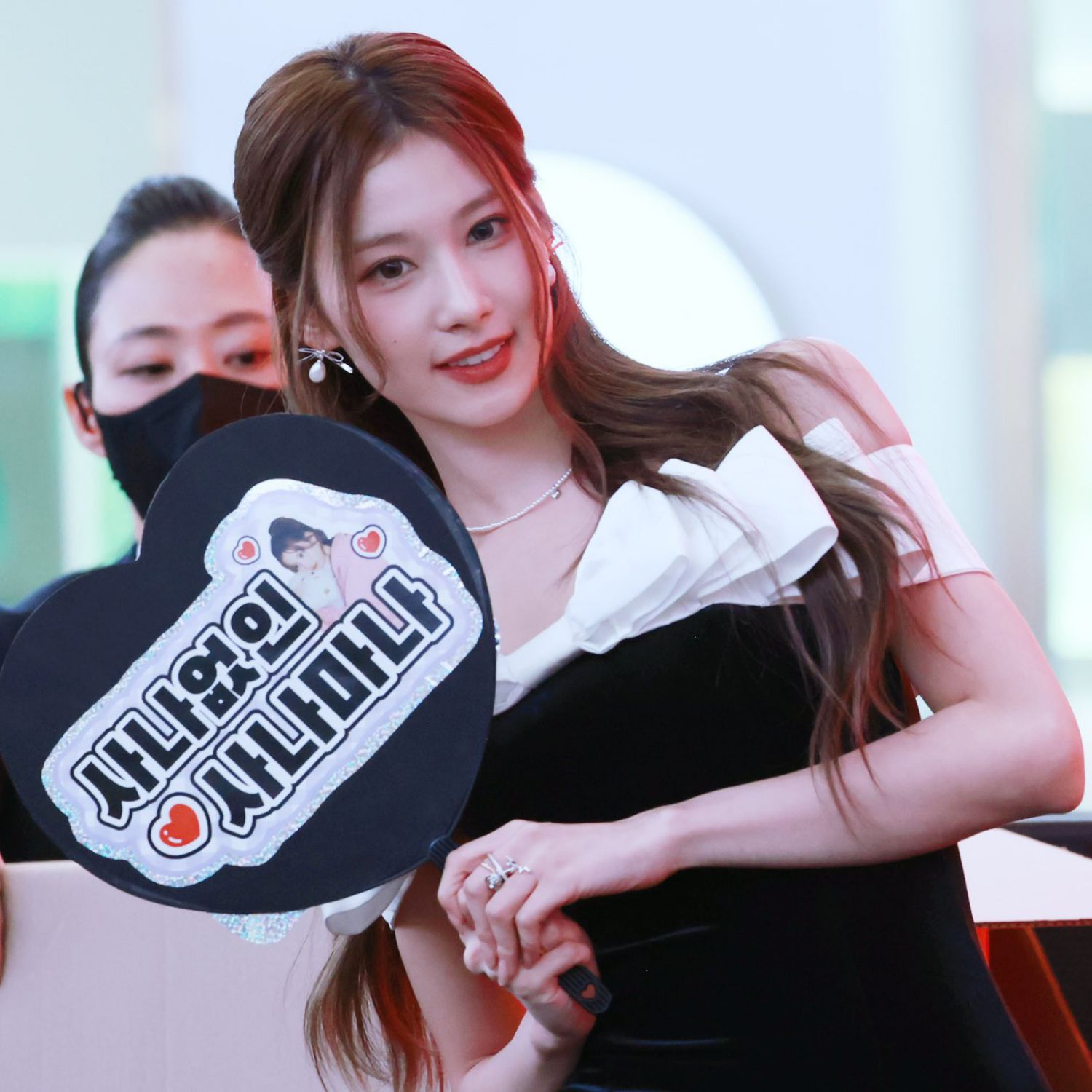 Sana (TWICE)的最新活动照片