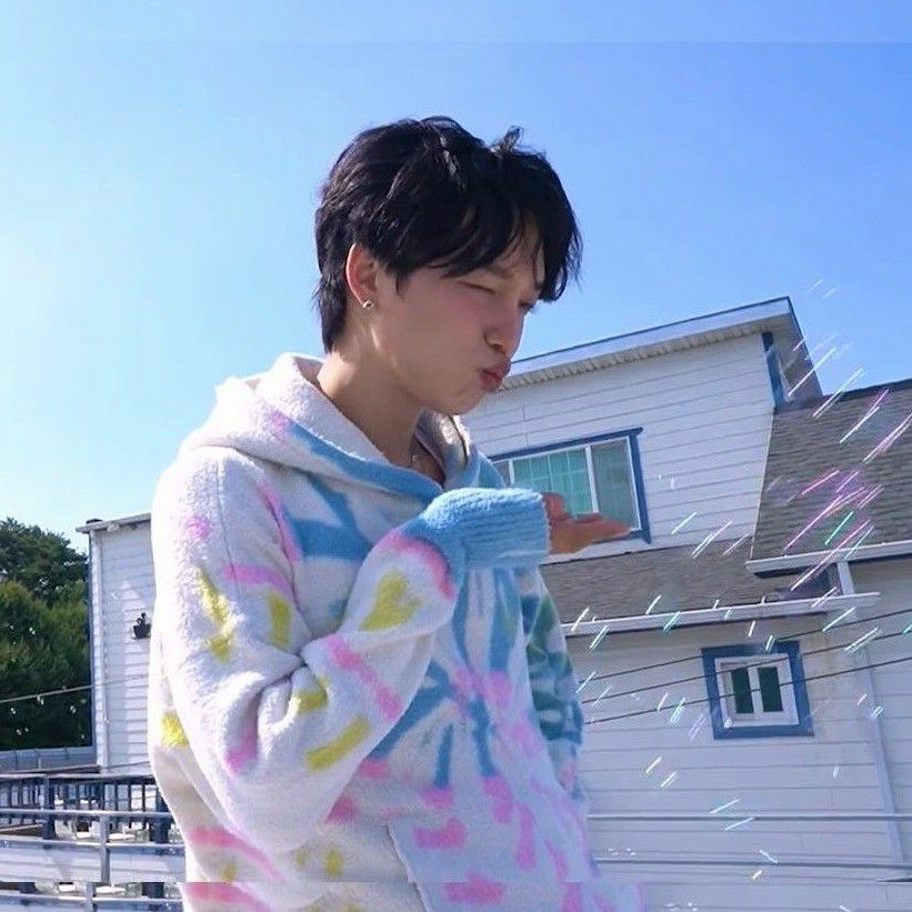 Recent activity shot of Lim Youngmin