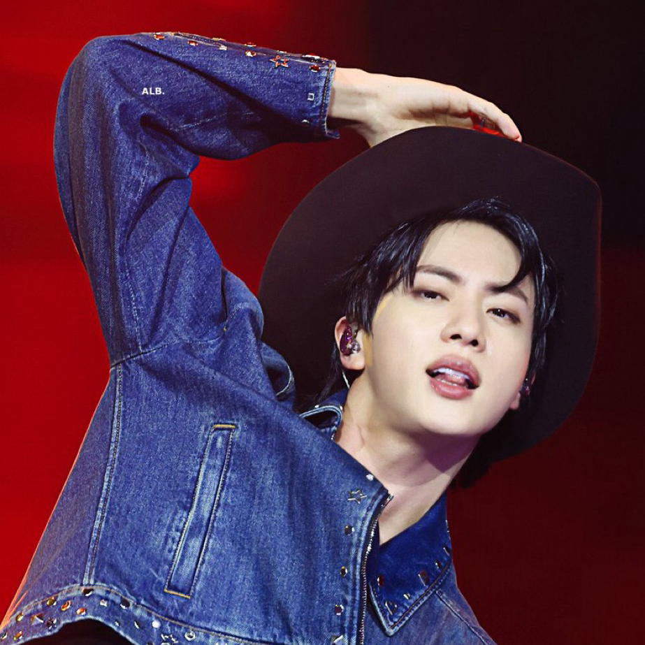ジン (BTS)の最新写真