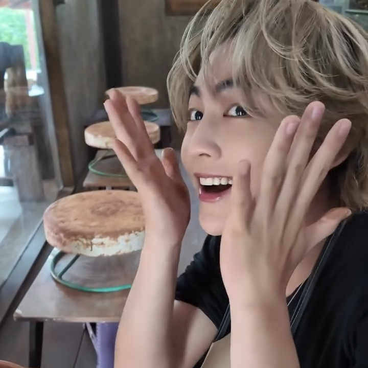 A moment captured by Heart (BUS)'s fan