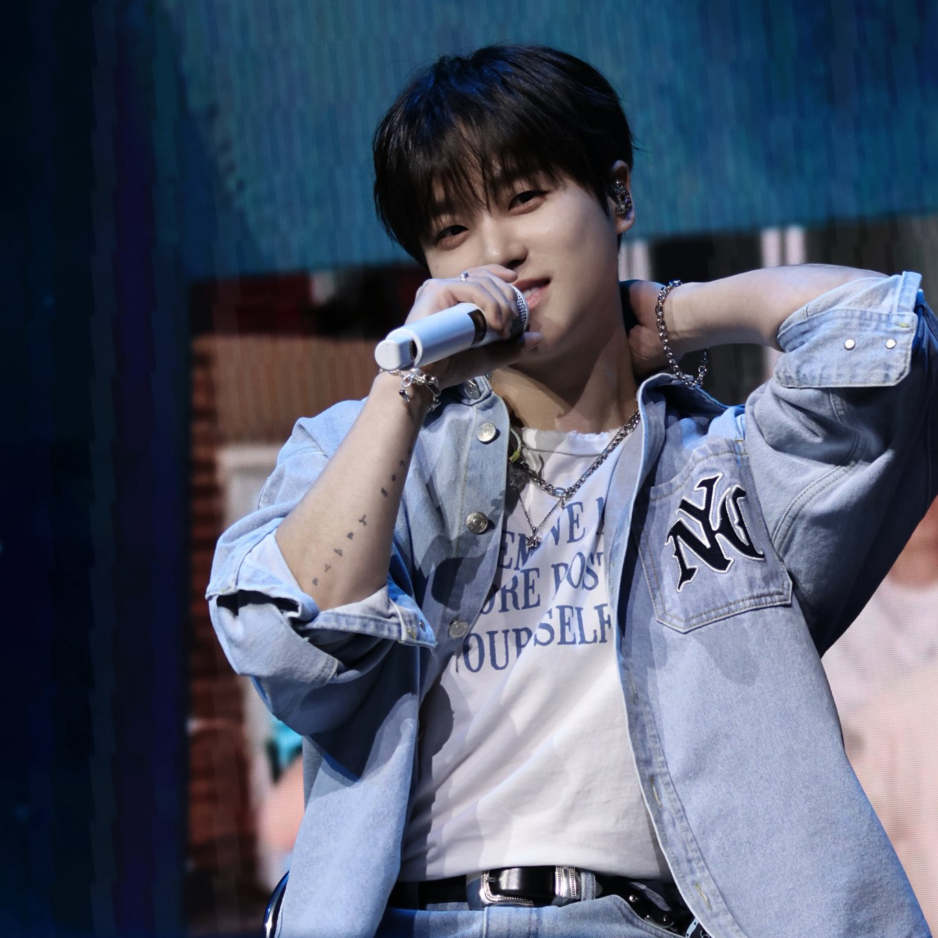 Behind-the-scenes cut of JAY (iKON)