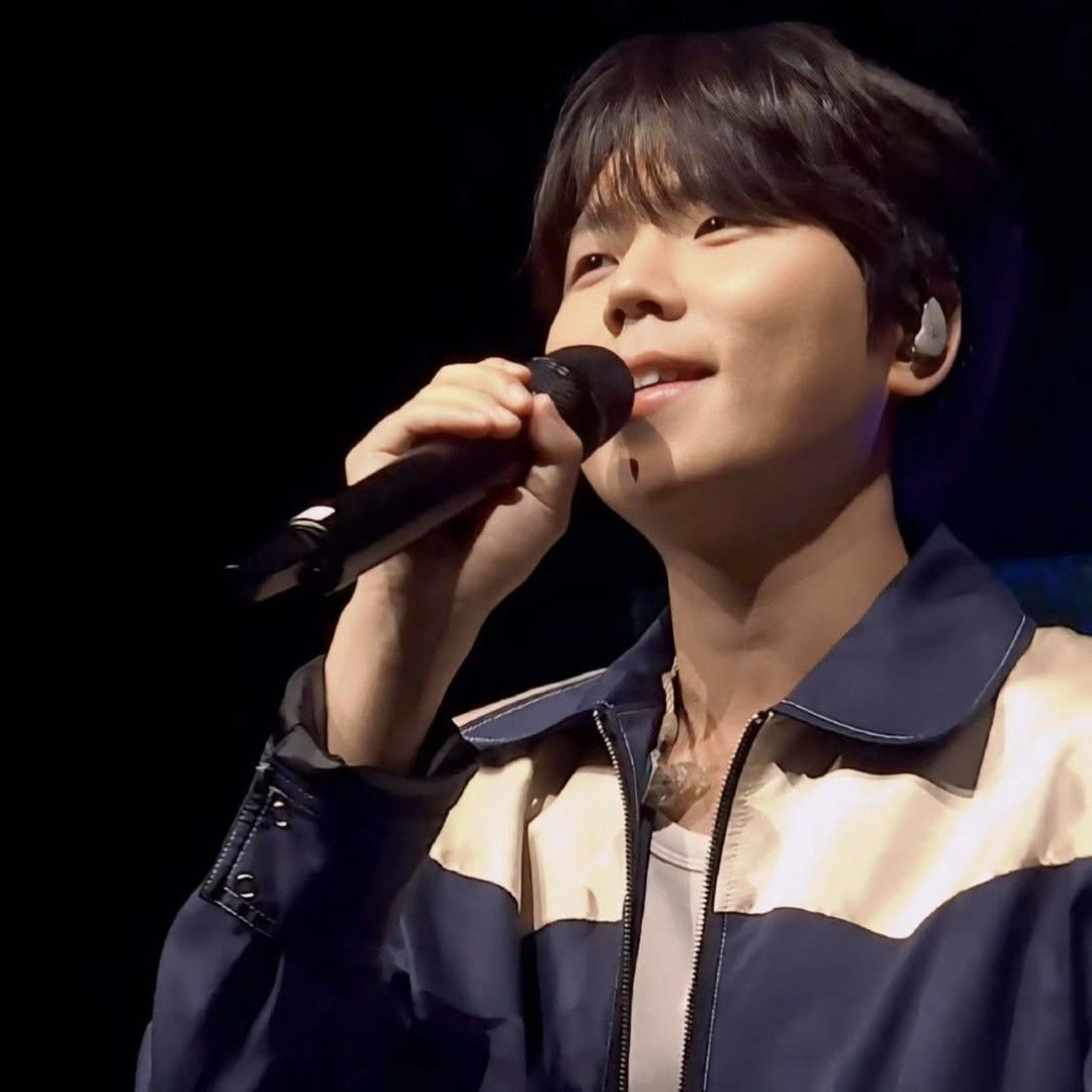 郑承焕的最新照片