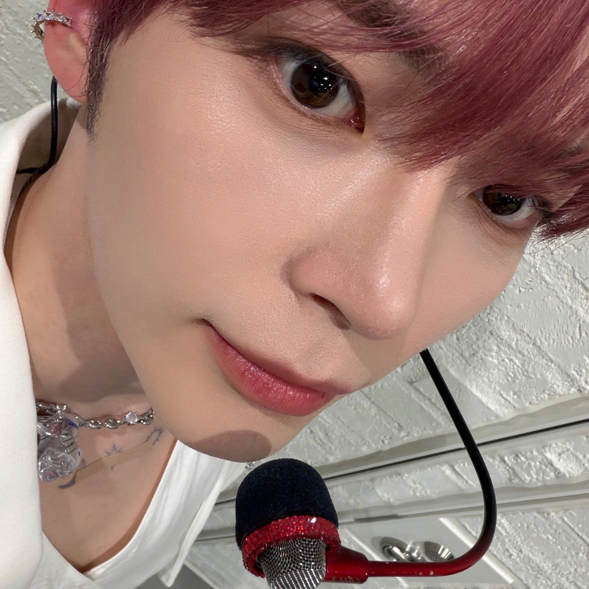 成韓彬 (ZEROBASEONE)的幕後花絮