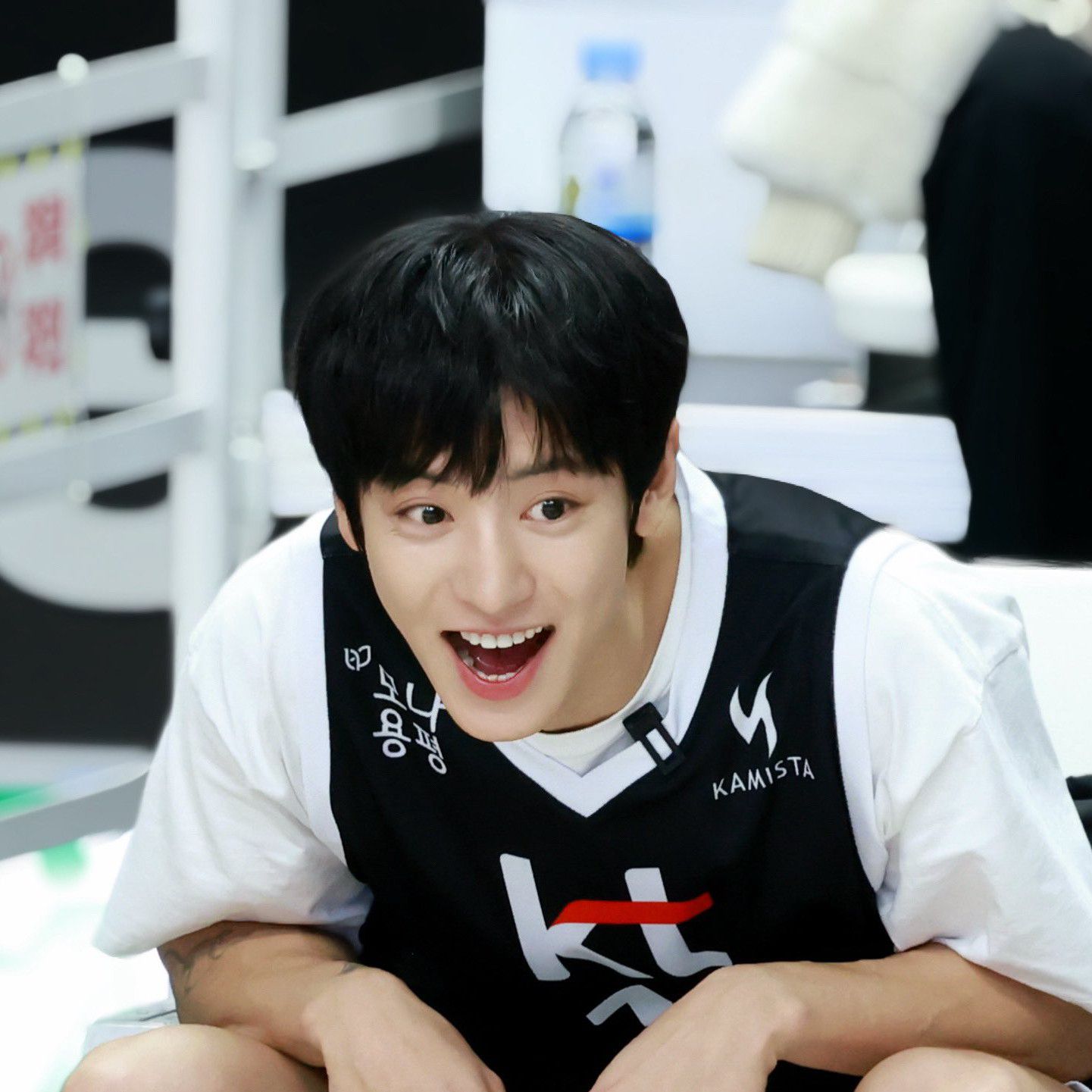 Hot post catching attention from 찬열 (EXO)'s fandom