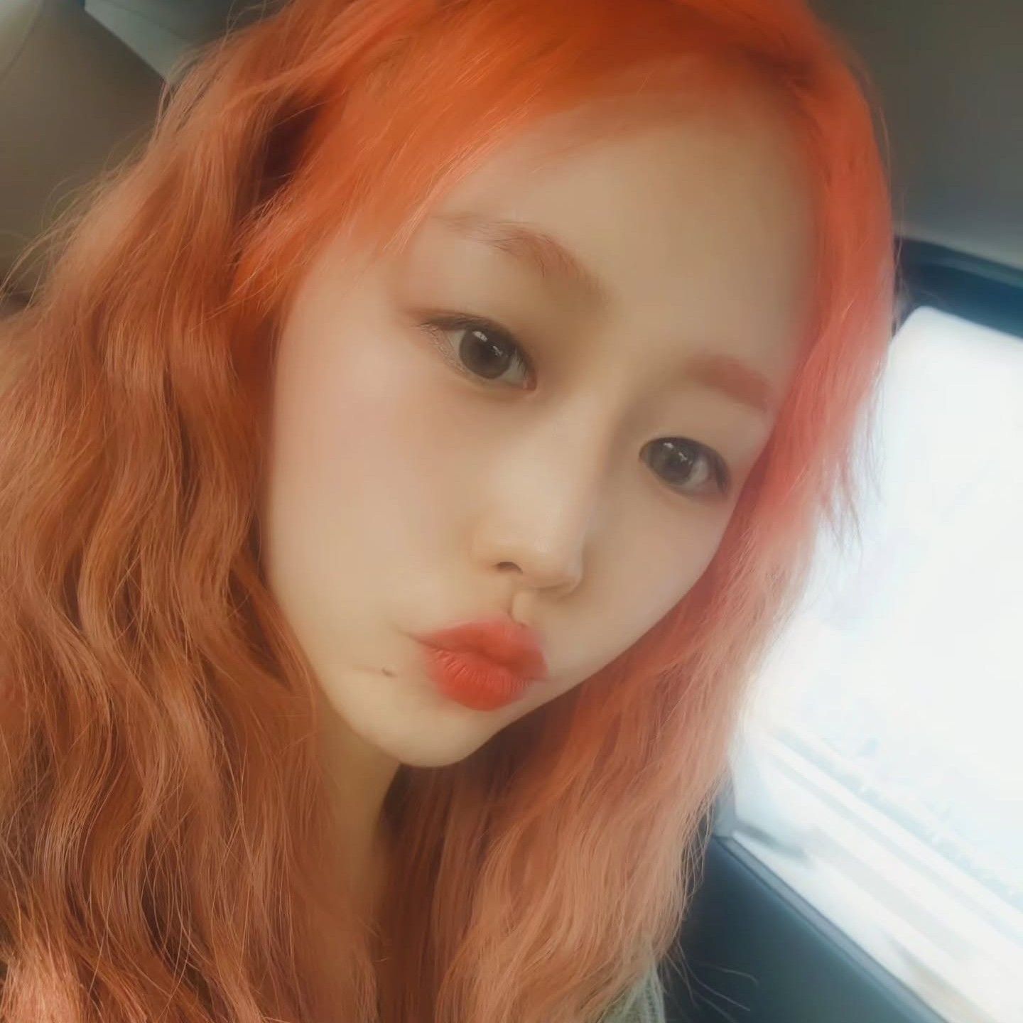 A moment captured by Lee Sujeong (Lovelyz)'s fan
