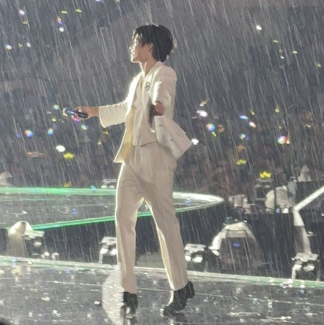 Behind-the-scenes cut of Hanbin (TEMPEST)