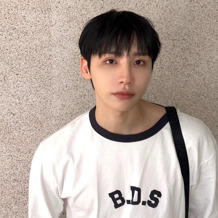 Behind-the-scenes cut of Jeon Woong (AB6IX)