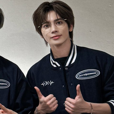 太顯 (TOMORROW X TOGETHER)的最新活動照片