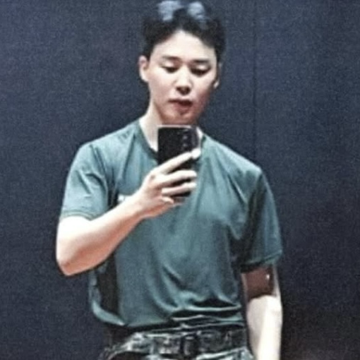 지민 (방탄소년단)의 최신 사진