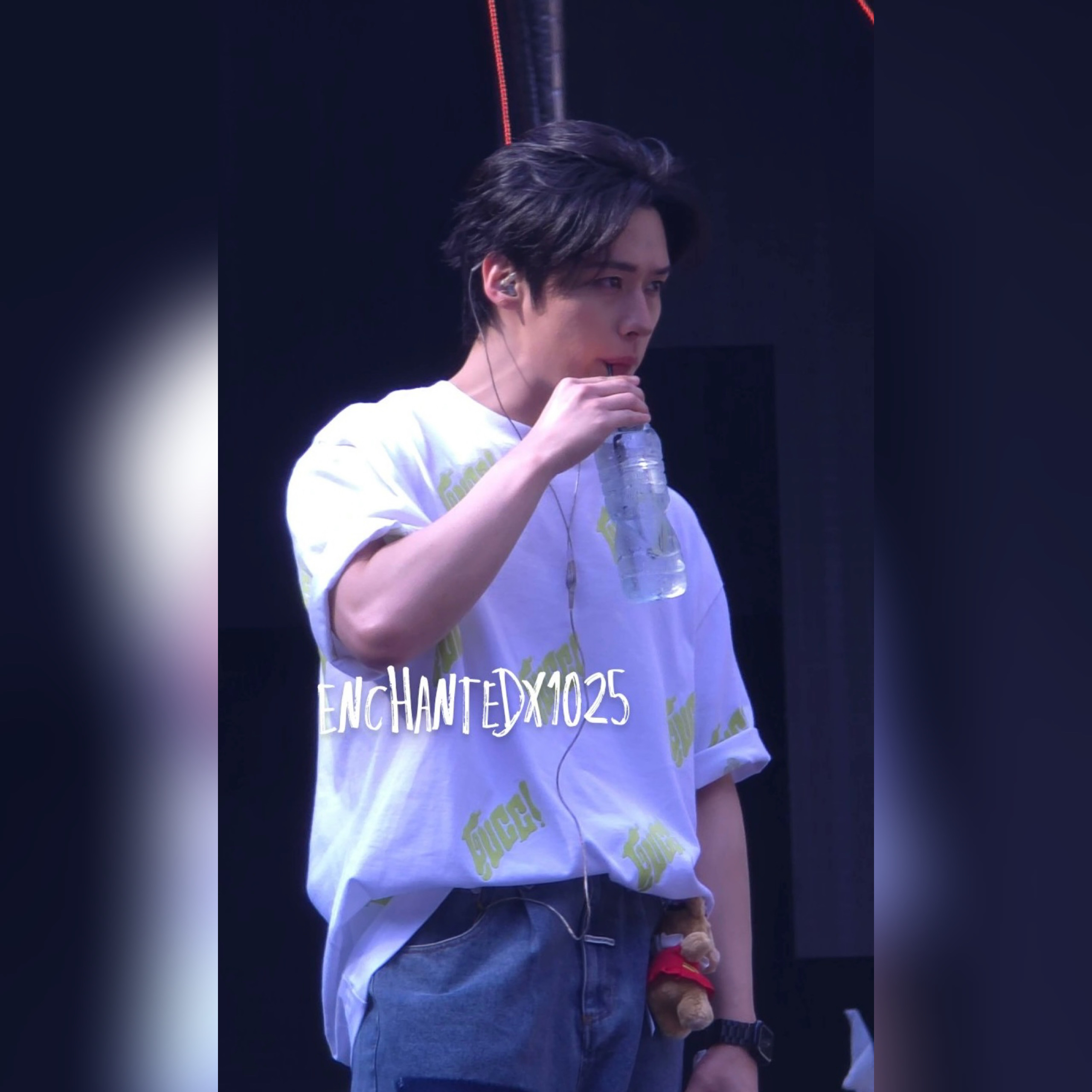Lee Know (Stray Kids)的最新活動照片