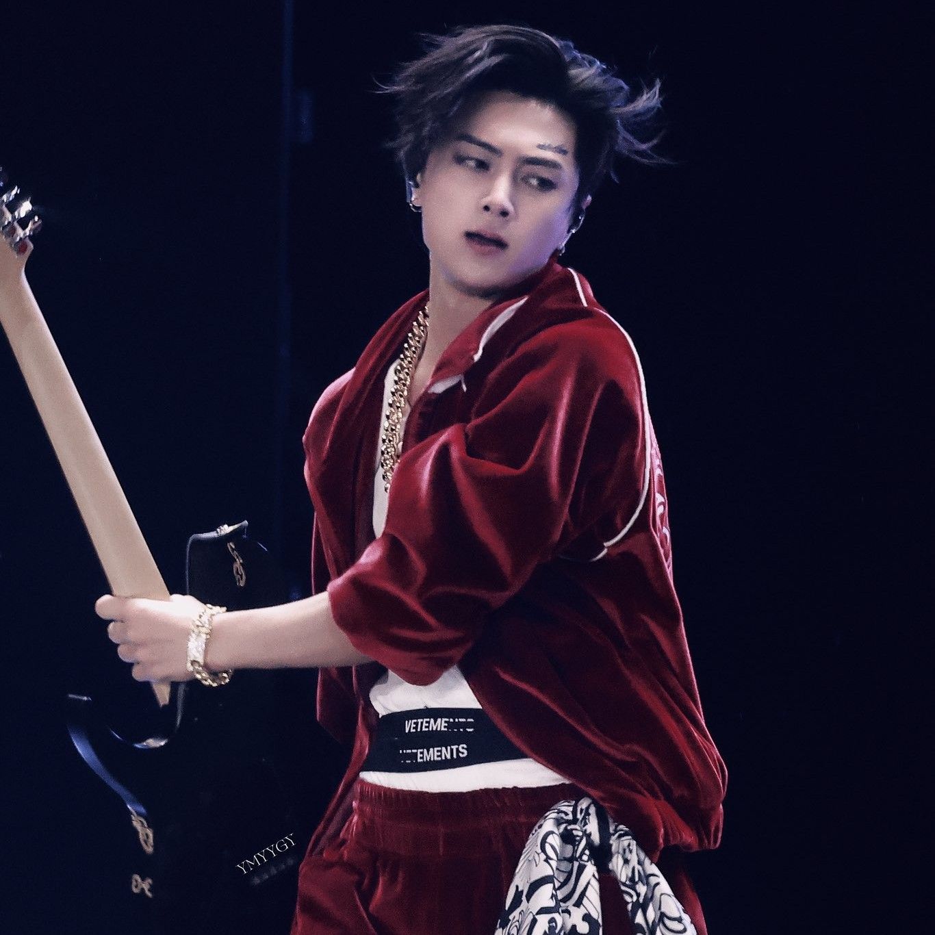 제이 (ENHYPEN)의 비하인드 컷