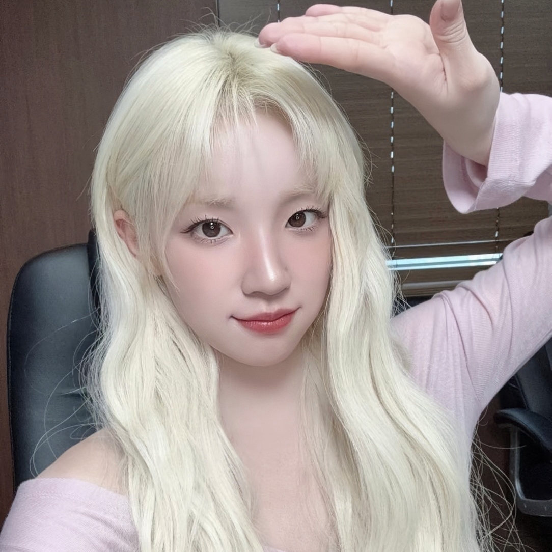 Behind-the-scenes cut of Yuqi (i-dle)