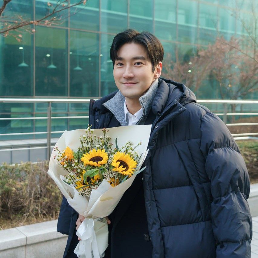 Latest photo of Siwon (Super Junior)