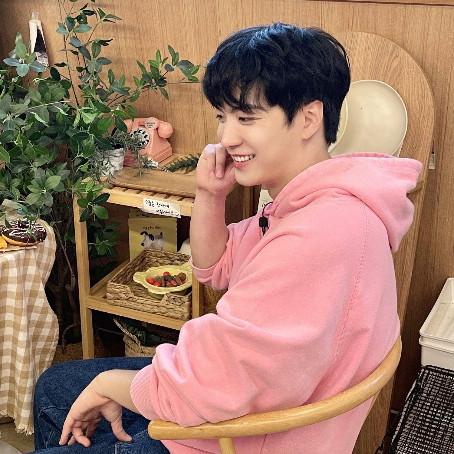 Recent activity shot of Kim Jonghyeon