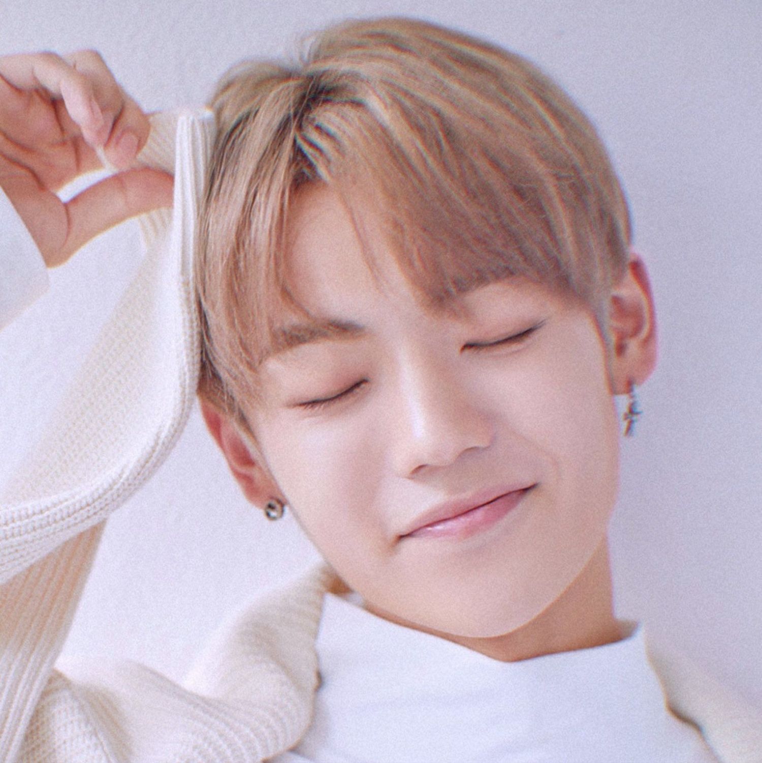Recent activity shot of Chan (A.C.E)