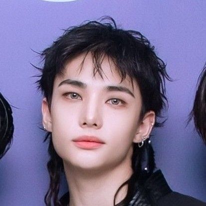 Latest photo of Hyunjin (Stray Kids)