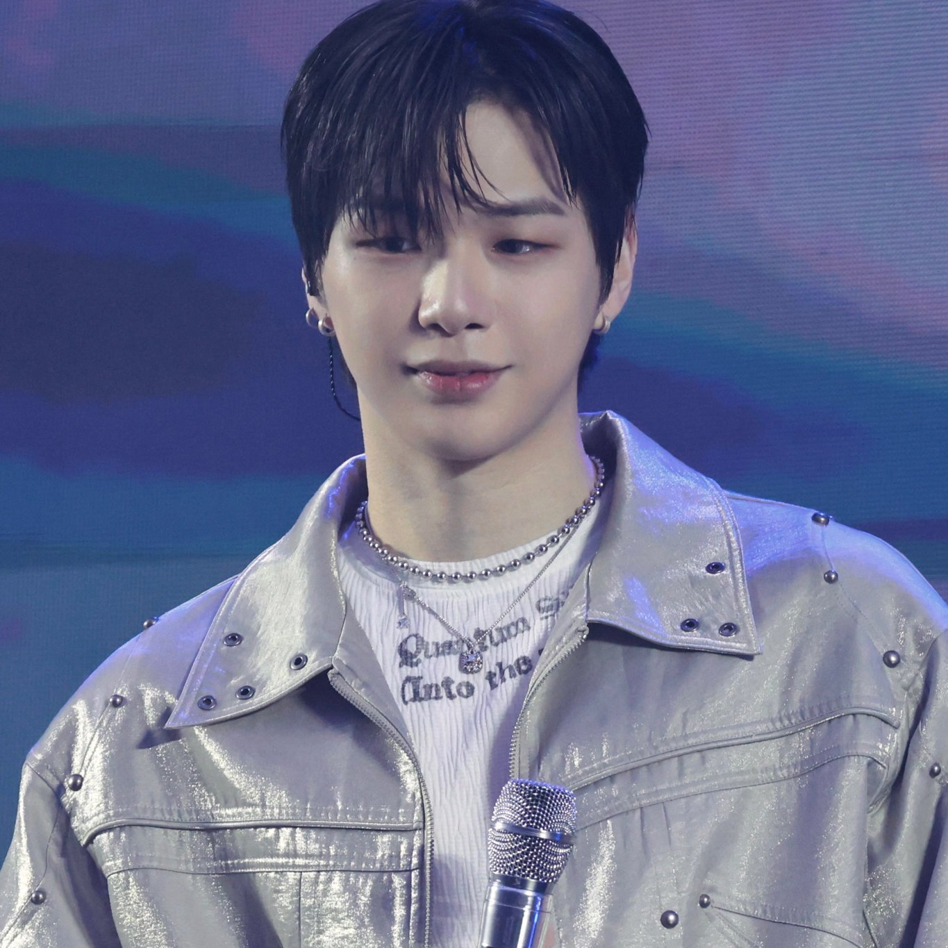 Behind-the-scenes cut of Kang Daniel