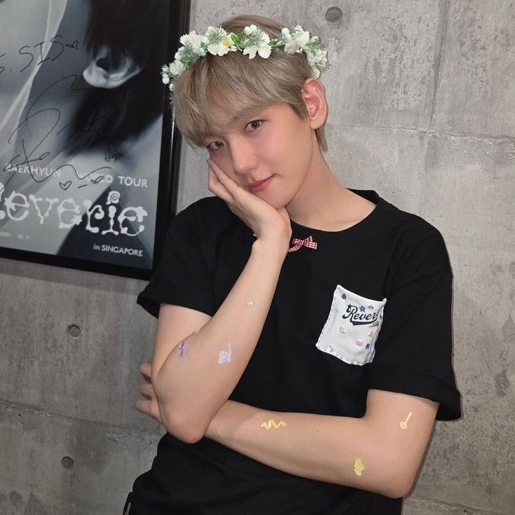 백현 (EXO)의 비하인드 컷