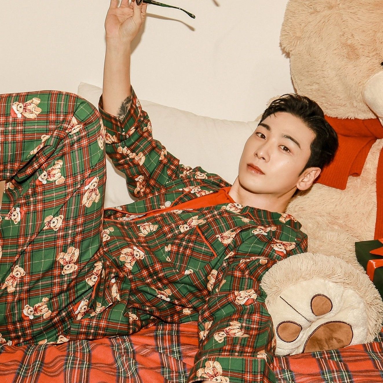 백호의 비하인드 컷