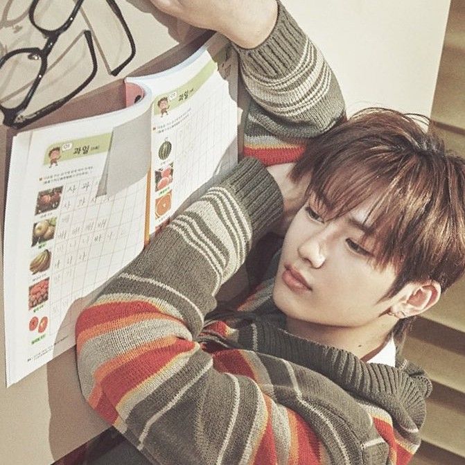 A moment captured by Zhou Anxin (ALPHA DRIVE ONE)'s fan