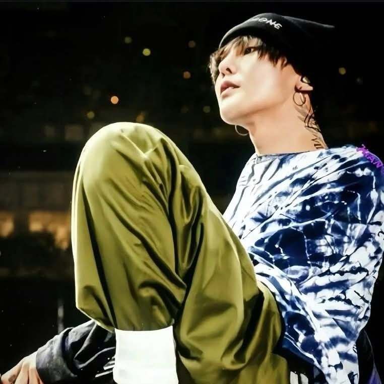 A moment captured by G-DRAGON (BIGBANG)'s fan