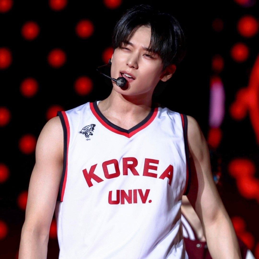 柱延 (THE BOYZ)粉絲拍下的瞬間
