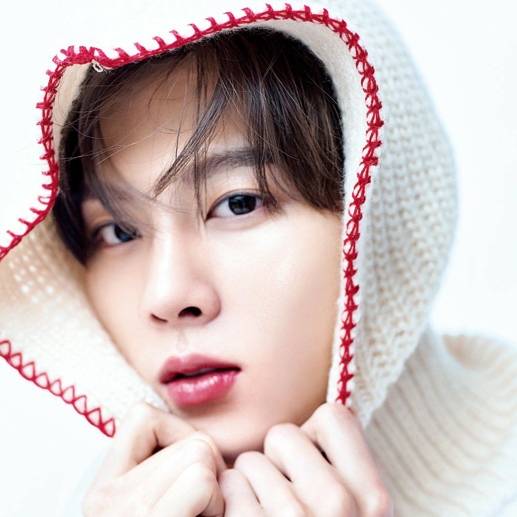 キム・ウソクの最近の活動写真