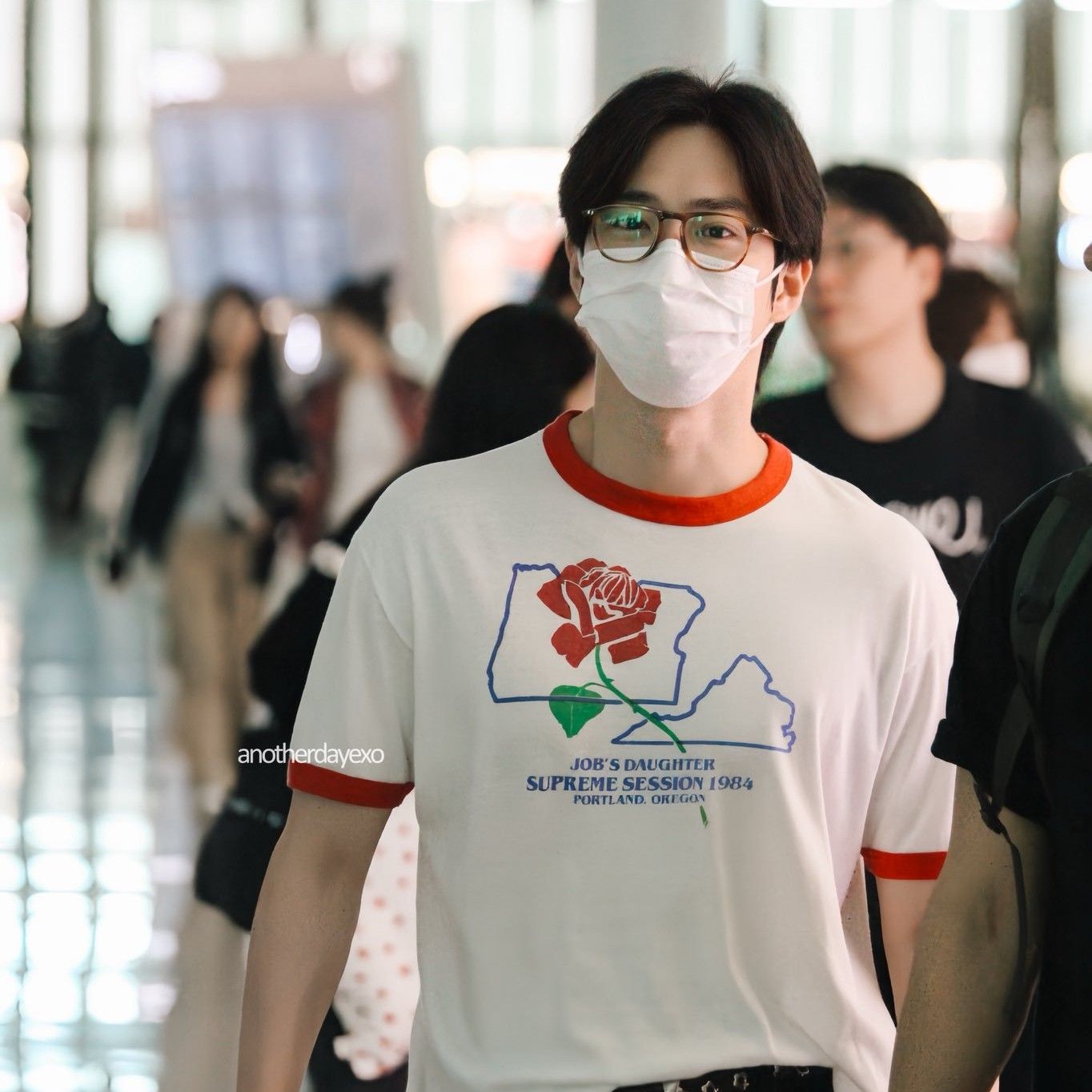 Latest photo of Suho (EXO)