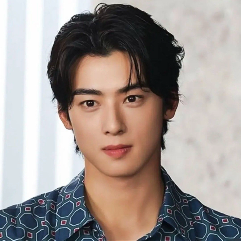 Latest photo of Eunwoo (ASTRO)