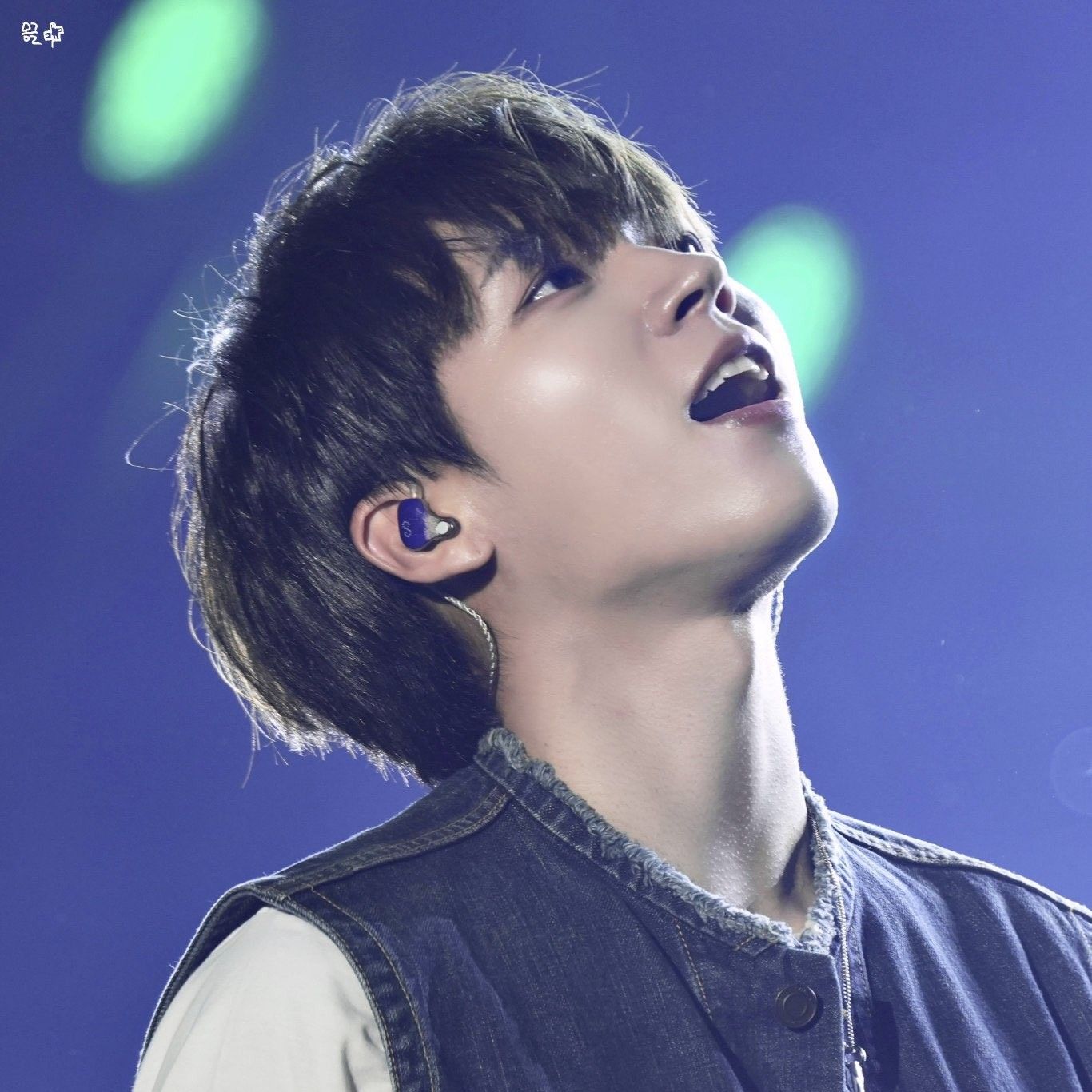 A moment captured by Woohyun (INFINITE)'s fan