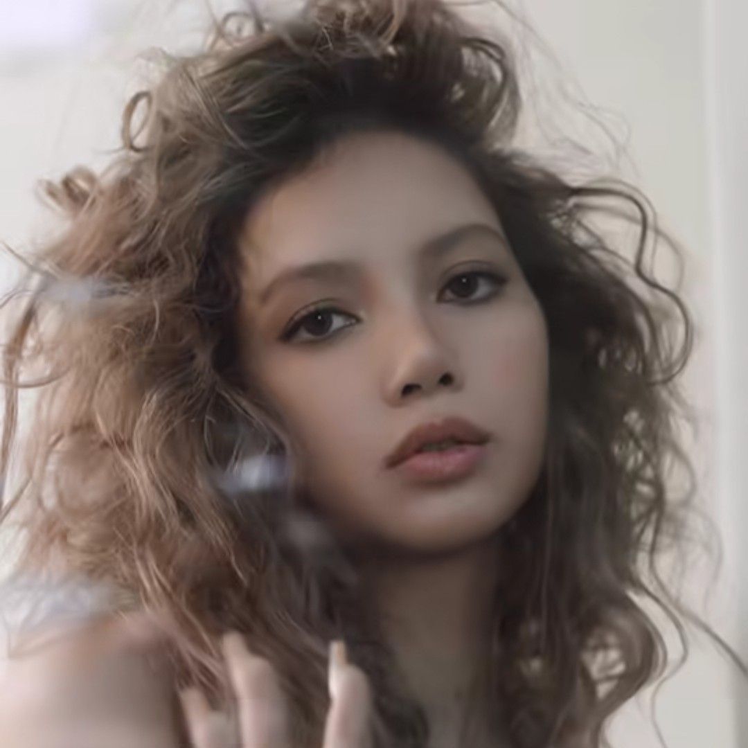 리사 (BLACKPINK)의 최신 사진