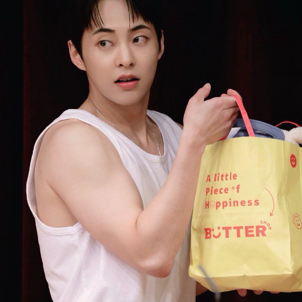 A moment captured by Xiumin (EXO)'s fan