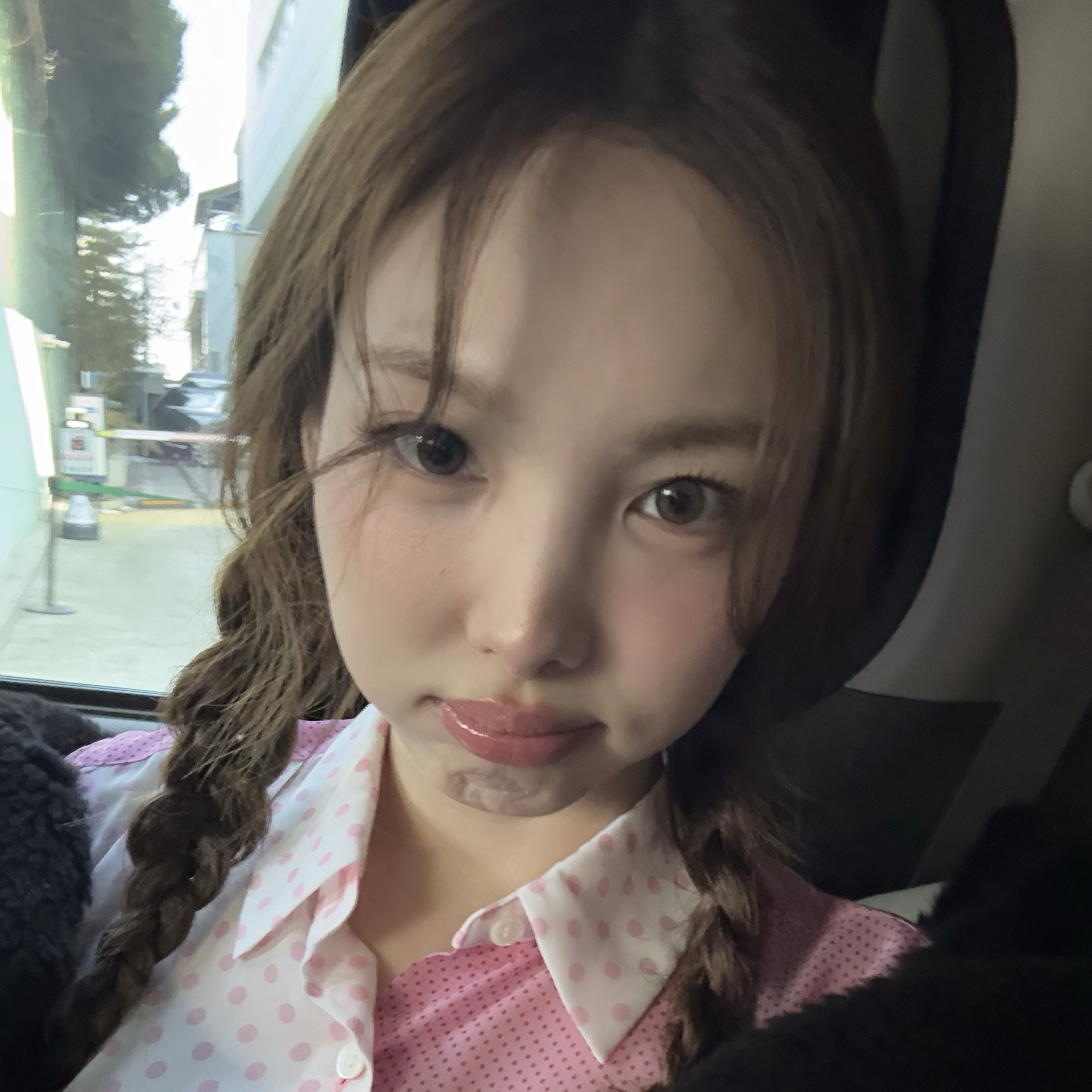 Behind-the-scenes cut of Nayeon (TWICE)