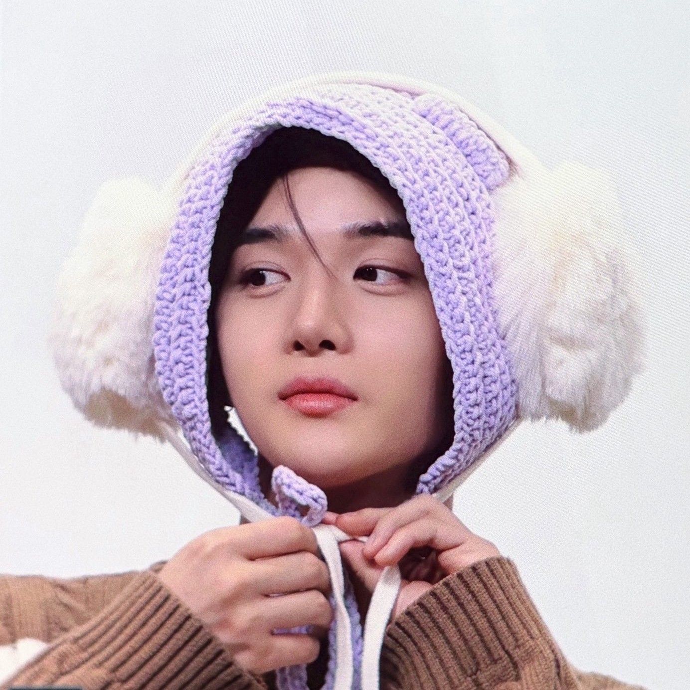 Behind-the-scenes cut of Bae Jinyoung