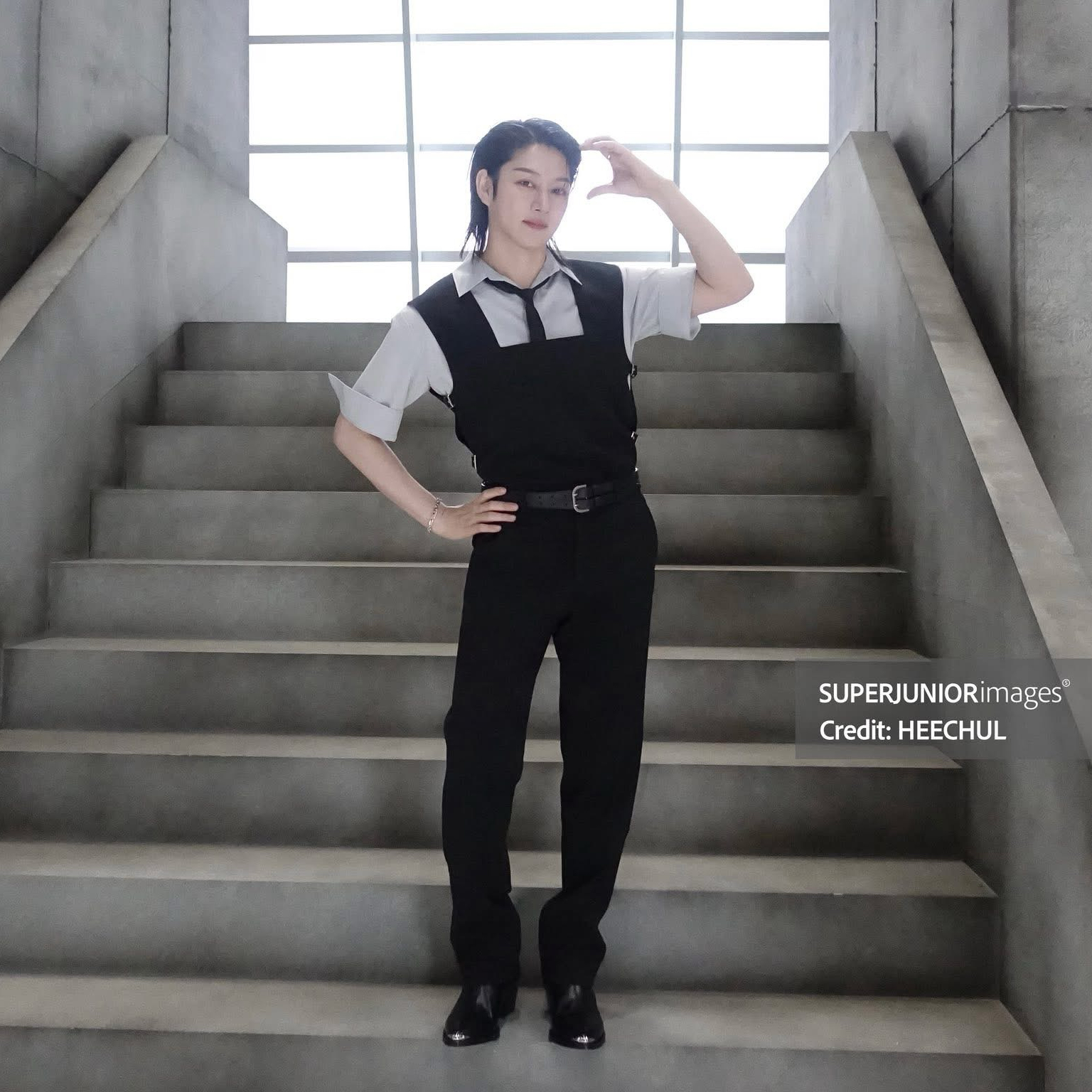 A moment captured by Heechul (Super Junior)'s fan