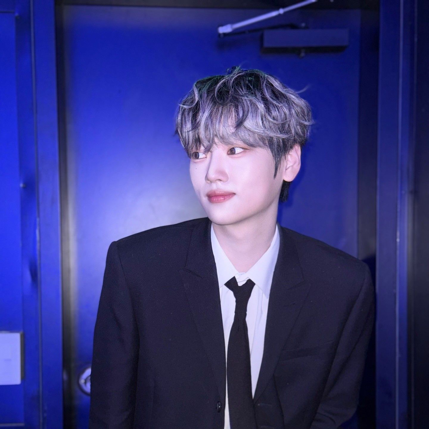 A moment captured by Kang SeokHwa (WEi)'s fan