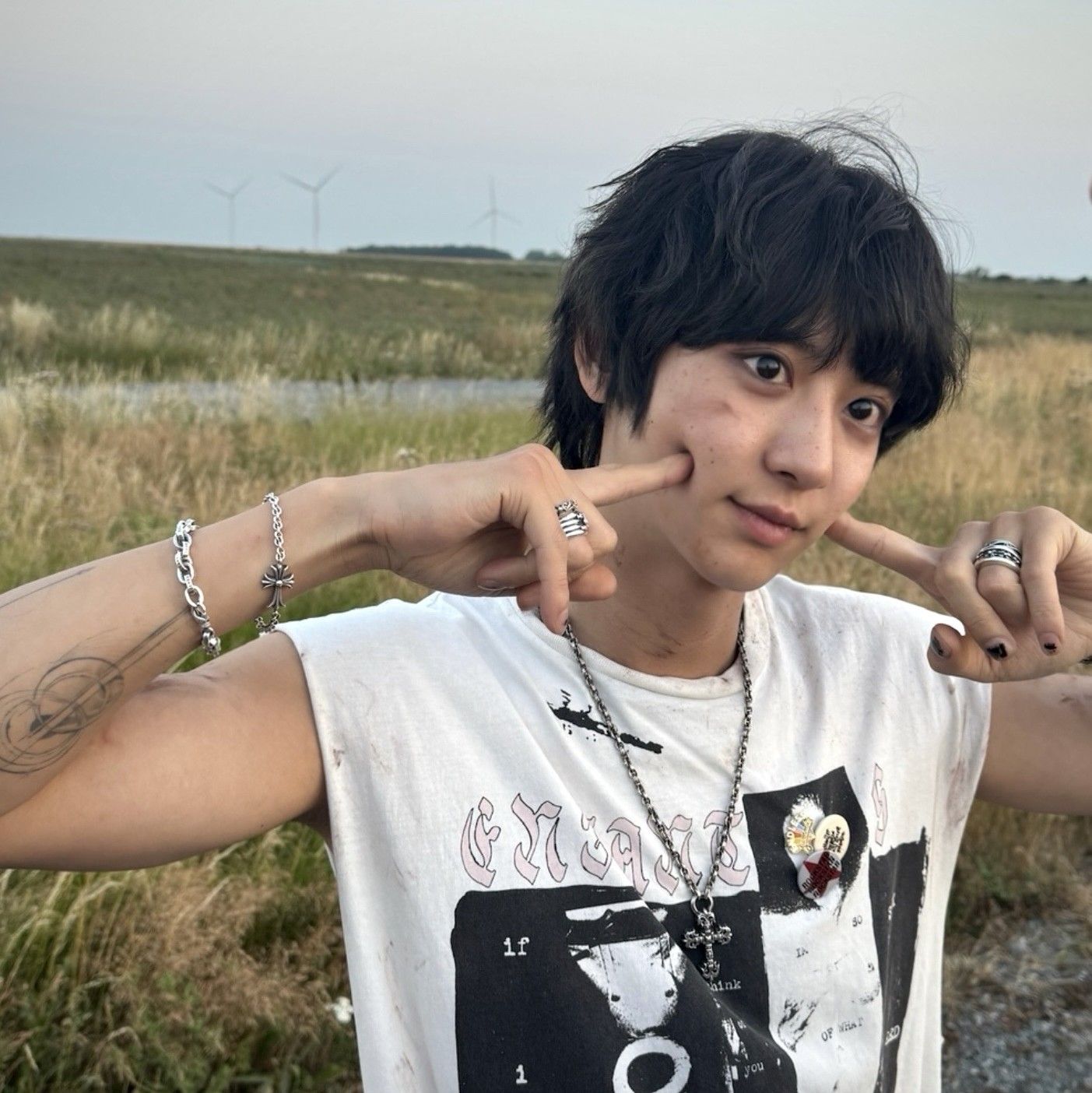 Recent activity shot of Chanyeol (EXO)