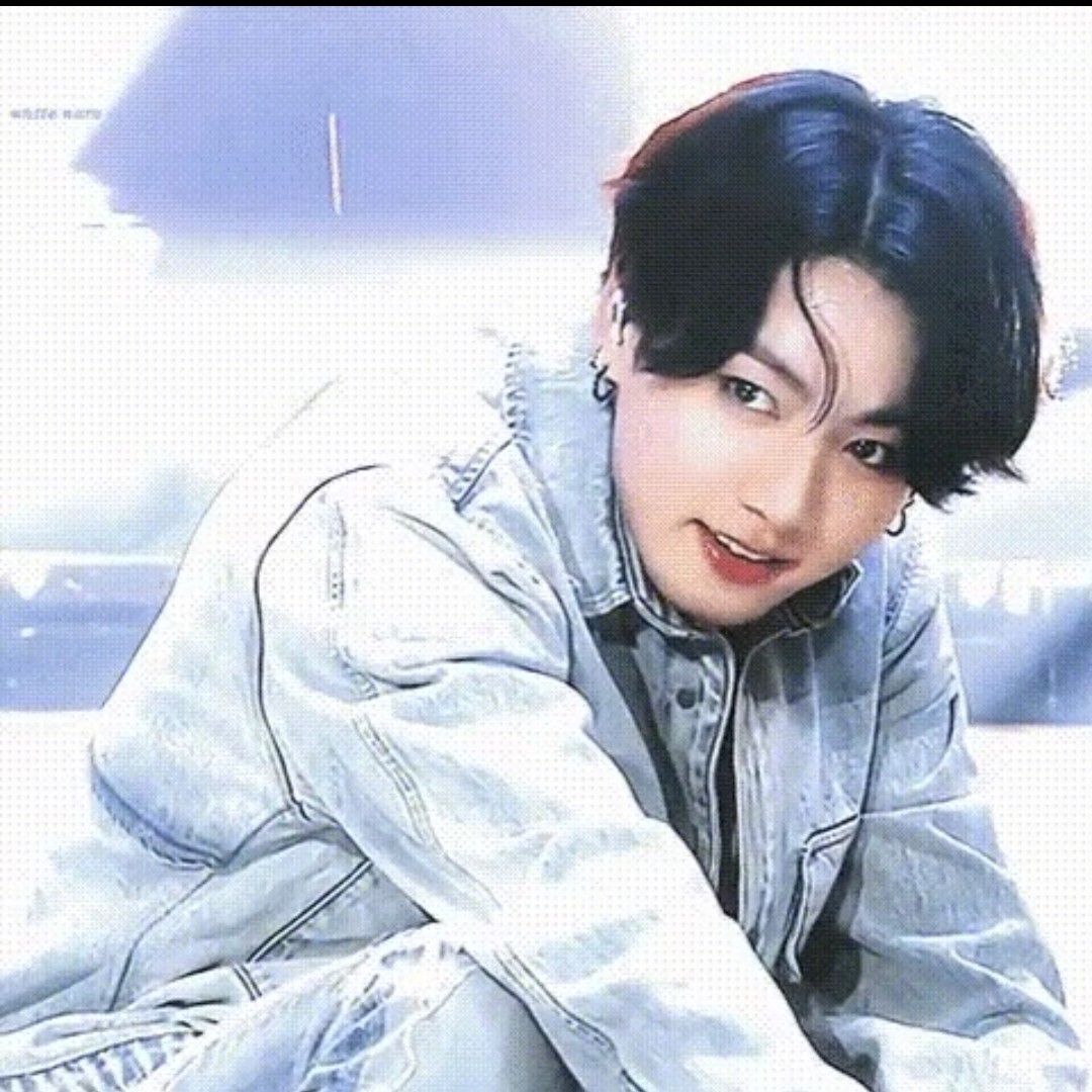 Latest photo of Jungkook (BTS)