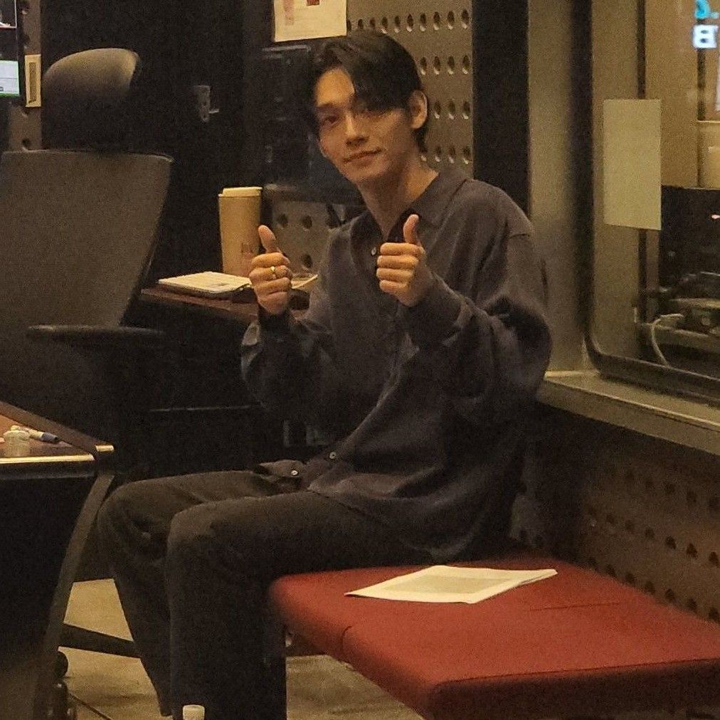 A moment captured by Chen (EXO)'s fan