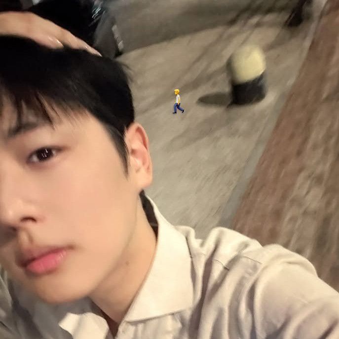 A moment captured by Choi Byungchan's fan
