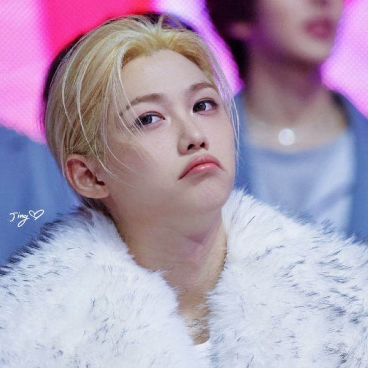 Latest photo of Felix (Stray Kids)